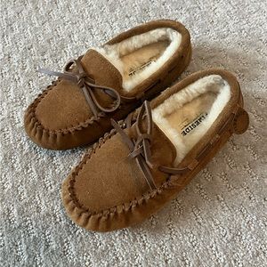 Kid's Shearling Moccasin Slipper Size 13